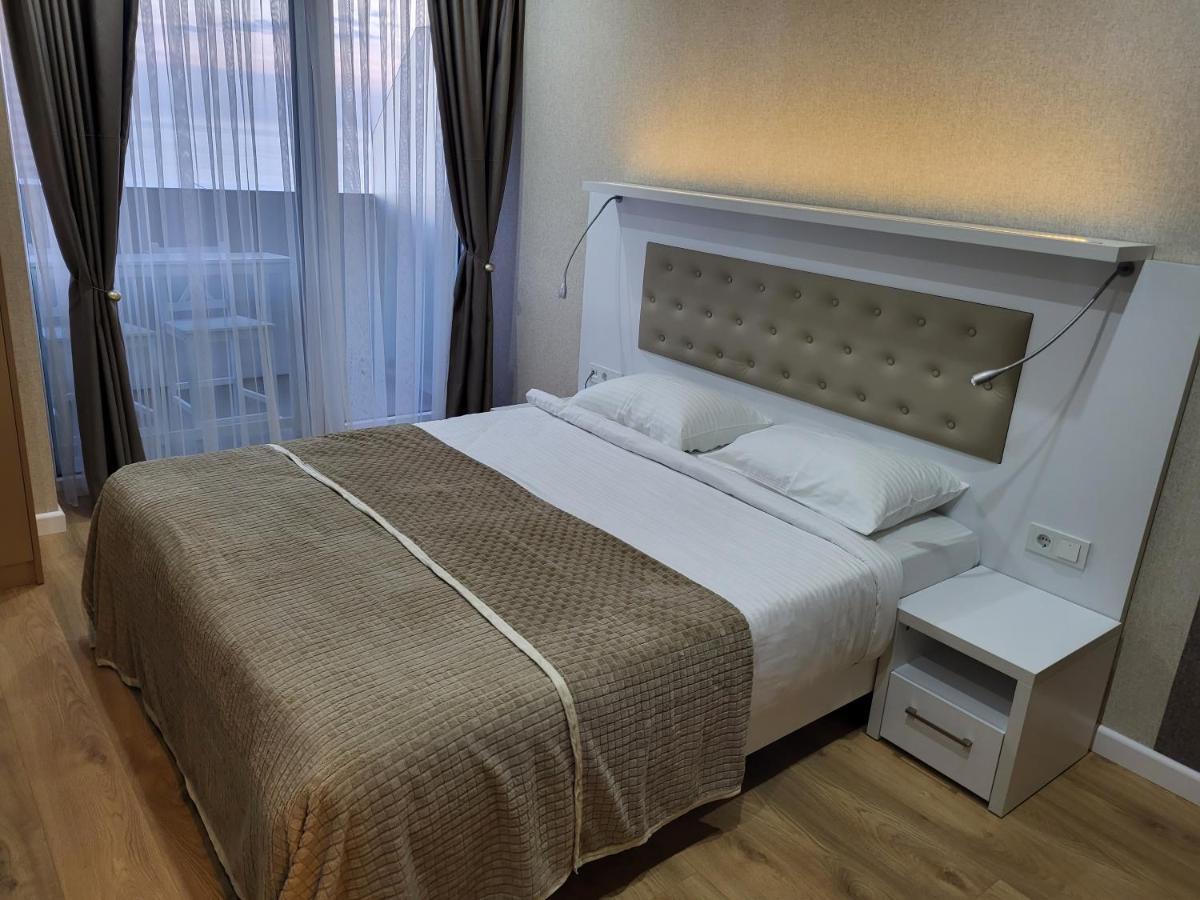 Holiday Apartments Batumi Exterior photo