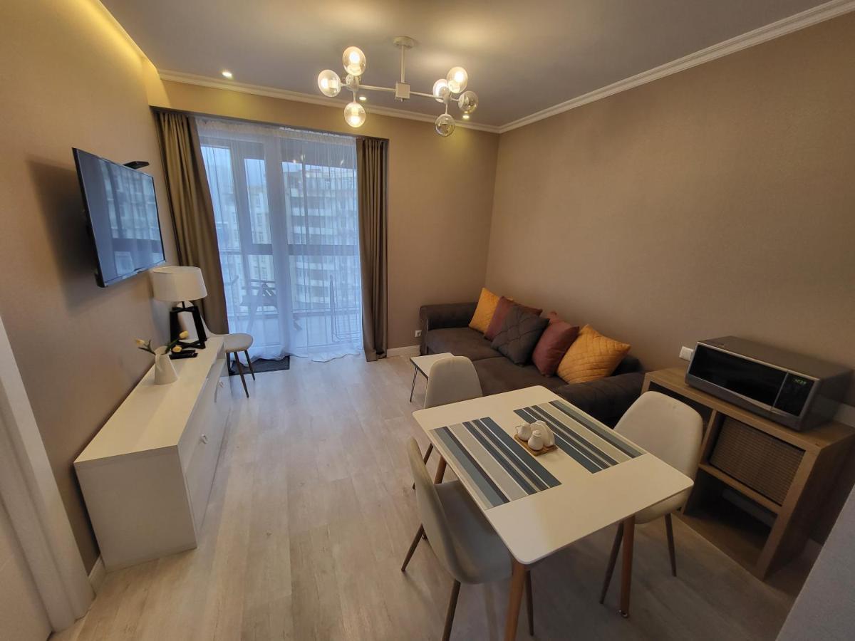 Holiday Apartments Batumi Exterior photo