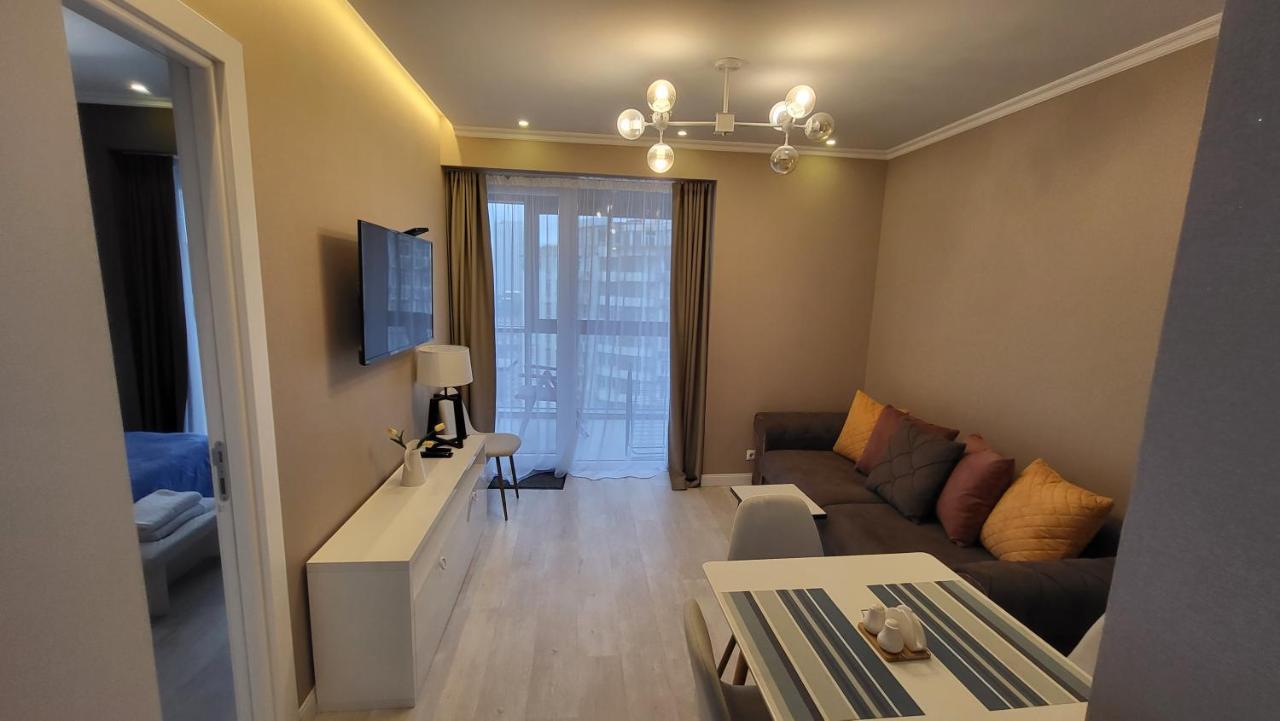 Holiday Apartments Batumi Exterior photo